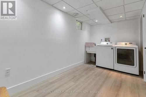 452 Exmouth Circle, London, ON - Indoor Photo Showing Laundry Room