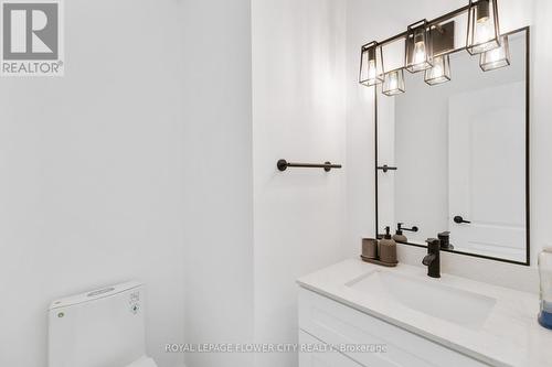 452 Exmouth Circle, London, ON - Indoor Photo Showing Bathroom