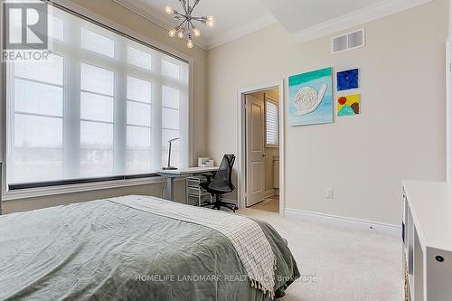 1301 Felicity Gardens, Oakville, ON - Indoor Photo Showing Bedroom