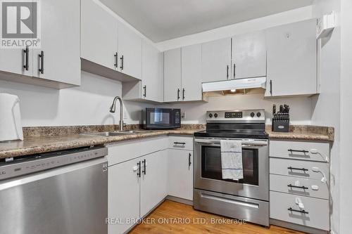 4 - 131 Bonaventure Drive, London, ON - Indoor Photo Showing Kitchen With Double Sink