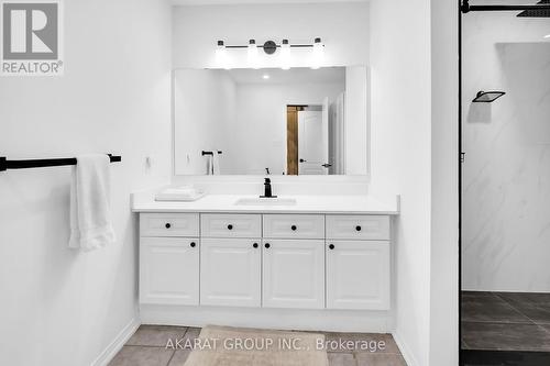 2070 Glenhampton Road, Oakville (West Oak Trails), ON - Indoor Photo Showing Bathroom