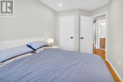 2070 Glenhampton Road, Oakville (West Oak Trails), ON - Indoor Photo Showing Bedroom