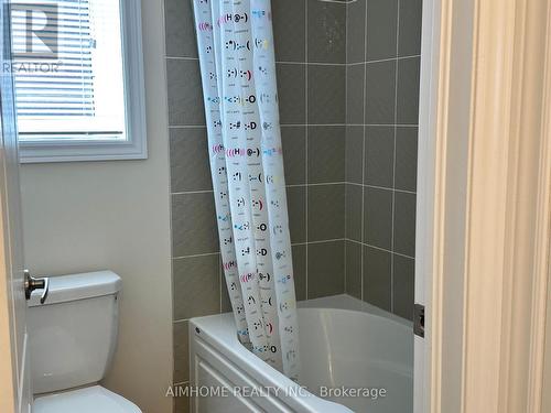 229 Paradelle Drive, Richmond Hill (Oak Ridges Lake Wilcox), ON - Indoor Photo Showing Bathroom