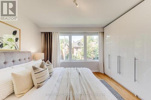 905 Carlaw Avenue, Toronto (Playter Estates-Danforth), ON - Indoor Photo Showing Bedroom