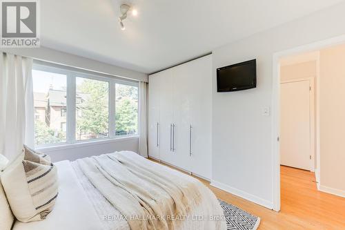 905 Carlaw Avenue, Toronto (Playter Estates-Danforth), ON - Indoor Photo Showing Bedroom