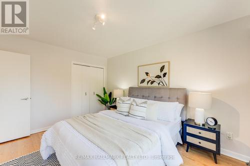 905 Carlaw Avenue, Toronto (Playter Estates-Danforth), ON - Indoor Photo Showing Bedroom