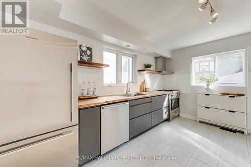 905 Carlaw Avenue, Toronto (Playter Estates-Danforth), ON - Indoor Photo Showing Kitchen