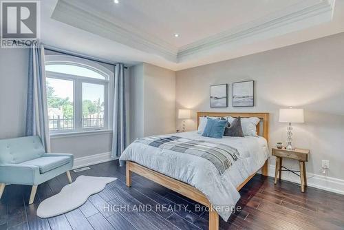 150 Oliver Place, Oakville, ON - Indoor Photo Showing Bedroom