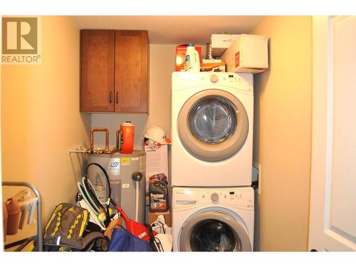 303-755 Mcgill Rd, Kamloops, BC - Indoor Photo Showing Laundry Room