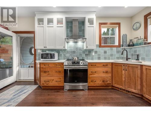 1999 Skeena Drive, Kamloops, BC - Indoor Photo Showing Kitchen