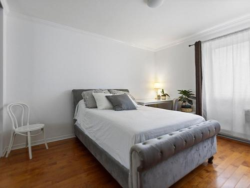 Chambre Ã  coucher principale - 3370 Rue Dalbé-Viau, Montréal (Lachine), QC - Indoor Photo Showing Bedroom