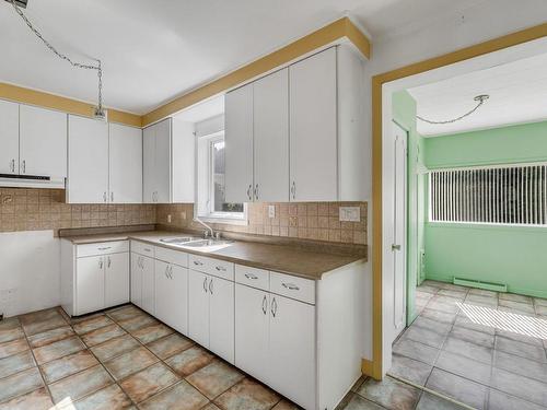 Kitchen - 43 Rue St-Henri, Lévis (Desjardins), QC - Indoor Photo Showing Kitchen With Double Sink