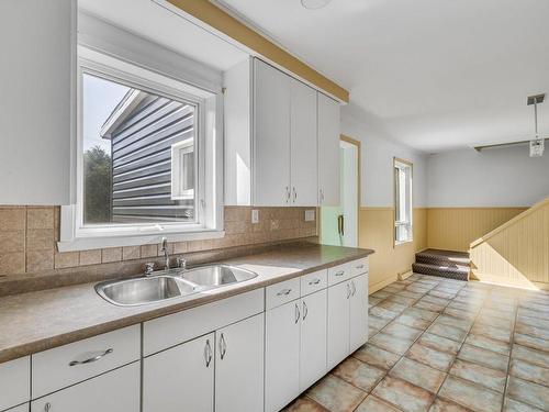 Kitchen - 43 Rue St-Henri, Lévis (Desjardins), QC - Indoor Photo Showing Kitchen With Double Sink