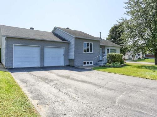 FaÃ§ade - 9222 Av. Du Bic, Shawinigan, QC - Outdoor With Facade