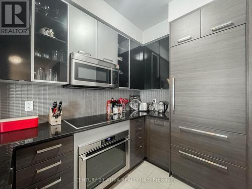 Lph205 - 5168 Yonge Street, Toronto, ON - Indoor Photo Showing Kitchen