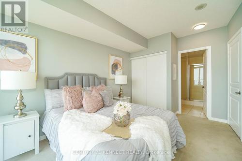 2607 - 2240 Lake Shore Boulevard W, Toronto (Mimico), ON - Indoor Photo Showing Bedroom