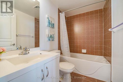 2607 - 2240 Lake Shore Boulevard W, Toronto (Mimico), ON - Indoor Photo Showing Bathroom