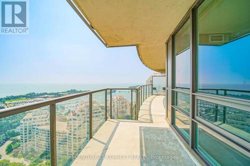 2607 - 2240 Lake Shore Boulevard W, Toronto, ON - Outdoor With View With Exterior