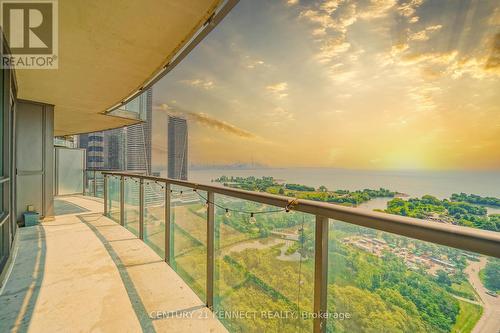 2607 - 2240 Lake Shore Boulevard W, Toronto (Mimico), ON - Outdoor With View