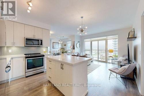 703 - 4655 Glen Erin Drive E, Mississauga, ON - Indoor Photo Showing Kitchen