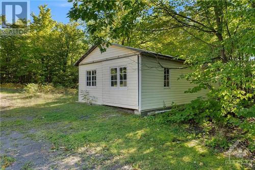 detached garage/shop - 1338 Usborne Street, Braeside, ON - Outdoor