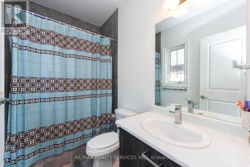 27 Goodview Drive, Brampton, ON - Indoor Photo Showing Bathroom