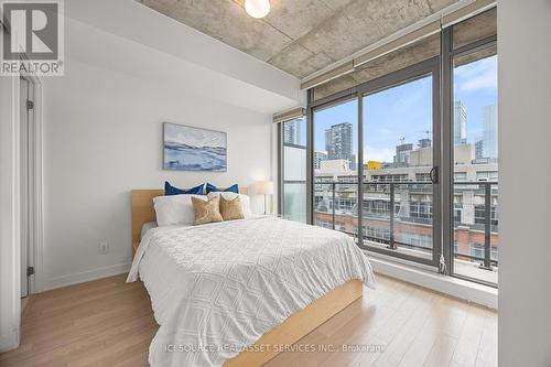 902 - 32 Camden Street, Toronto, ON - Indoor Photo Showing Bedroom