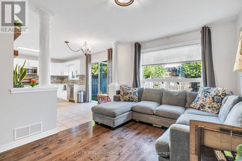 40 Pettitt Drive, Guelph (Grange Hill East), ON - Indoor Photo Showing Living Room