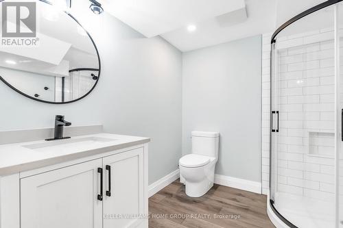 40 Pettitt Drive, Guelph (Grange Hill East), ON - Indoor Photo Showing Bathroom