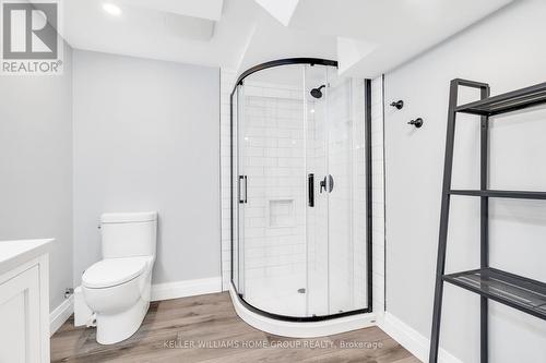 40 Pettitt Drive, Guelph (Grange Hill East), ON - Indoor Photo Showing Bathroom