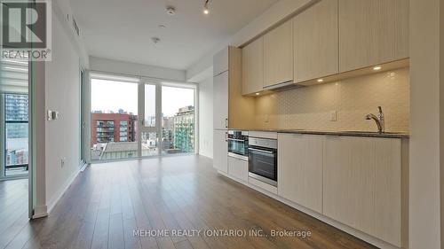 1204 - 158 Front Street E, Toronto (Moss Park), ON - Indoor Photo Showing Kitchen