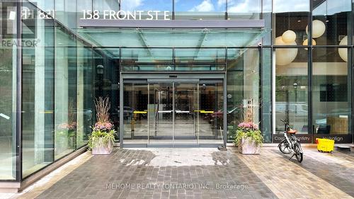 1204 - 158 Front Street E, Toronto (Moss Park), ON - 