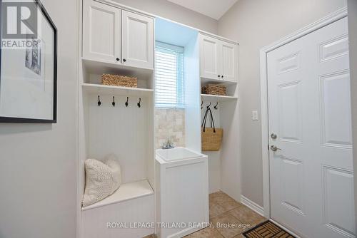 622 Killarney Road, London, ON - Indoor Photo Showing Laundry Room