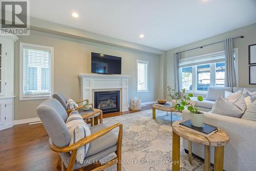 622 Killarney Road, London, ON - Indoor Photo Showing Living Room With Fireplace