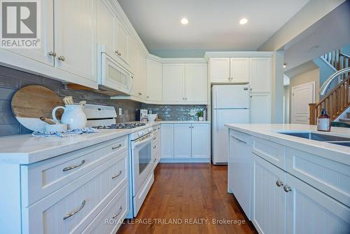 622 Killarney Road, London, ON - Indoor Photo Showing Kitchen