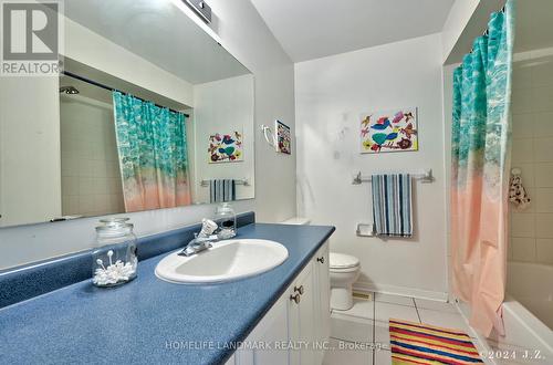 3943 Coachman Circle, Mississauga, ON - Indoor Photo Showing Bathroom