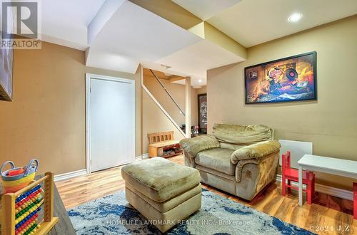 3943 Coachman Circle, Mississauga, ON - Indoor