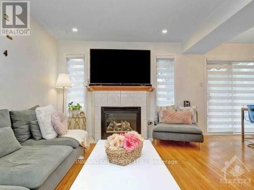 2877 Millstream Way, Ottawa, ON - Indoor Photo Showing Living Room With Fireplace