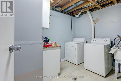 8 - 8 Guildford Crescent, Brampton (Central Park), ON - Indoor Photo Showing Laundry Room