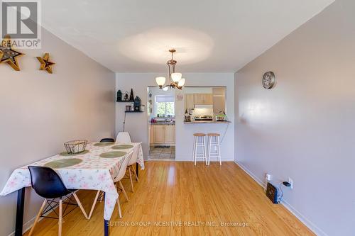 8 - 8 Guildford Crescent, Brampton (Central Park), ON - Indoor Photo Showing Dining Room