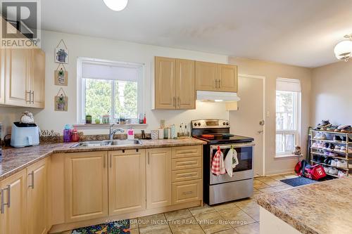 8 - 8 Guildford Crescent, Brampton, ON - Indoor Photo Showing Kitchen With Double Sink