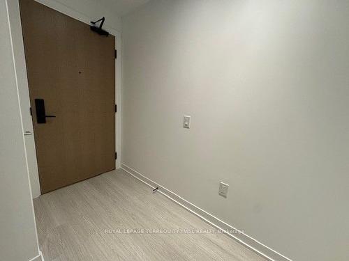 312-195 Mccaul St, Toronto, ON - Indoor Photo Showing Other Room