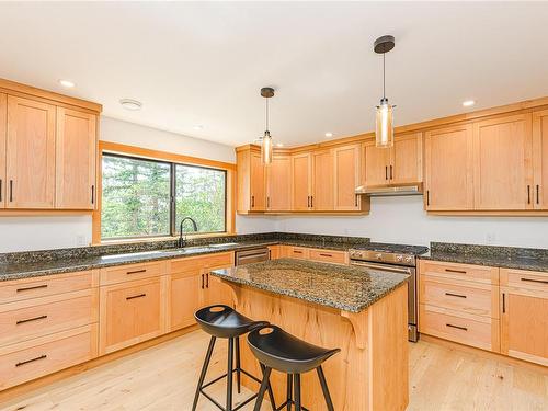 114 Cormorant Cres, Salt Spring, BC 