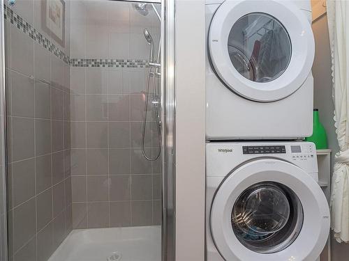 309-844 Goldstream Ave, Langford, BC - Indoor Photo Showing Laundry Room