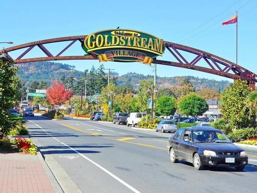 309-844 Goldstream Ave, Langford, BC - Outdoor