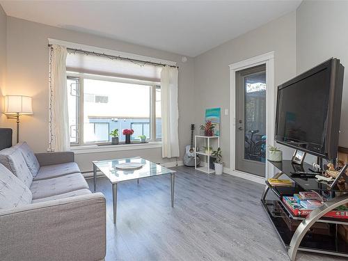 309-844 Goldstream Ave, Langford, BC - Indoor Photo Showing Living Room