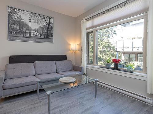 309-844 Goldstream Ave, Langford, BC - Indoor Photo Showing Living Room