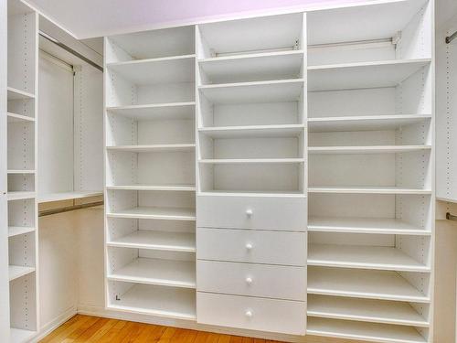 116 Ch. Des Topazes, Saint-Sauveur, QC - Indoor With Storage