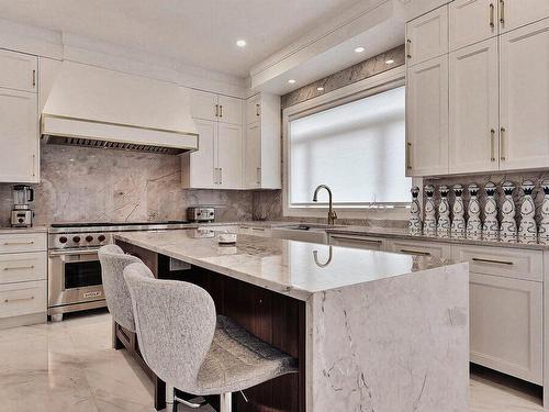 Kitchen - 239 Rue Lacoste, Laval (Sainte-Dorothée), QC - Indoor Photo Showing Kitchen With Upgraded Kitchen