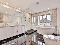 Ensuite bathroom - 